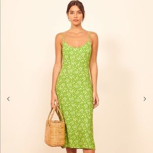 Floral green dress *yes available* brand new size2